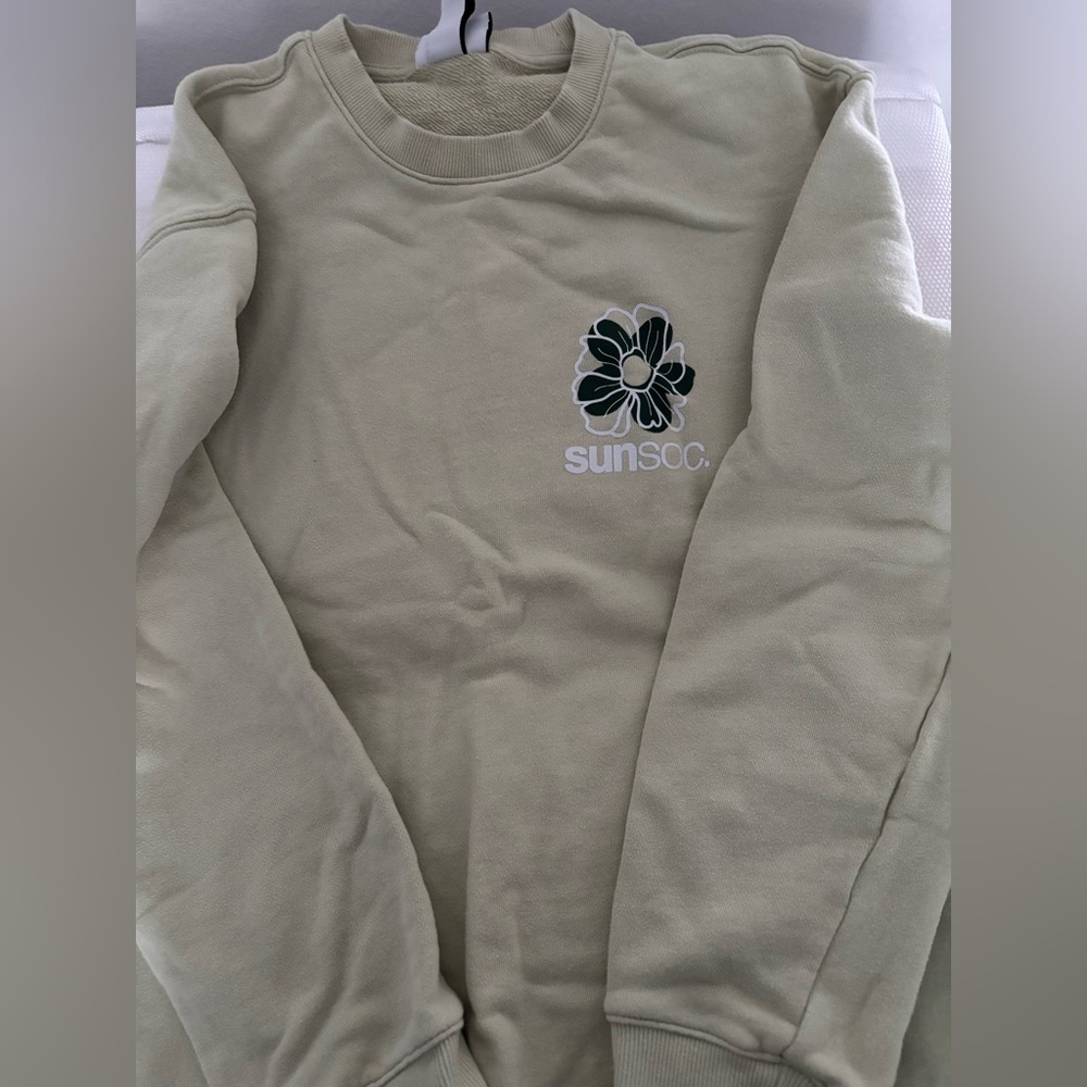 H&M light green Crewneck Sweater